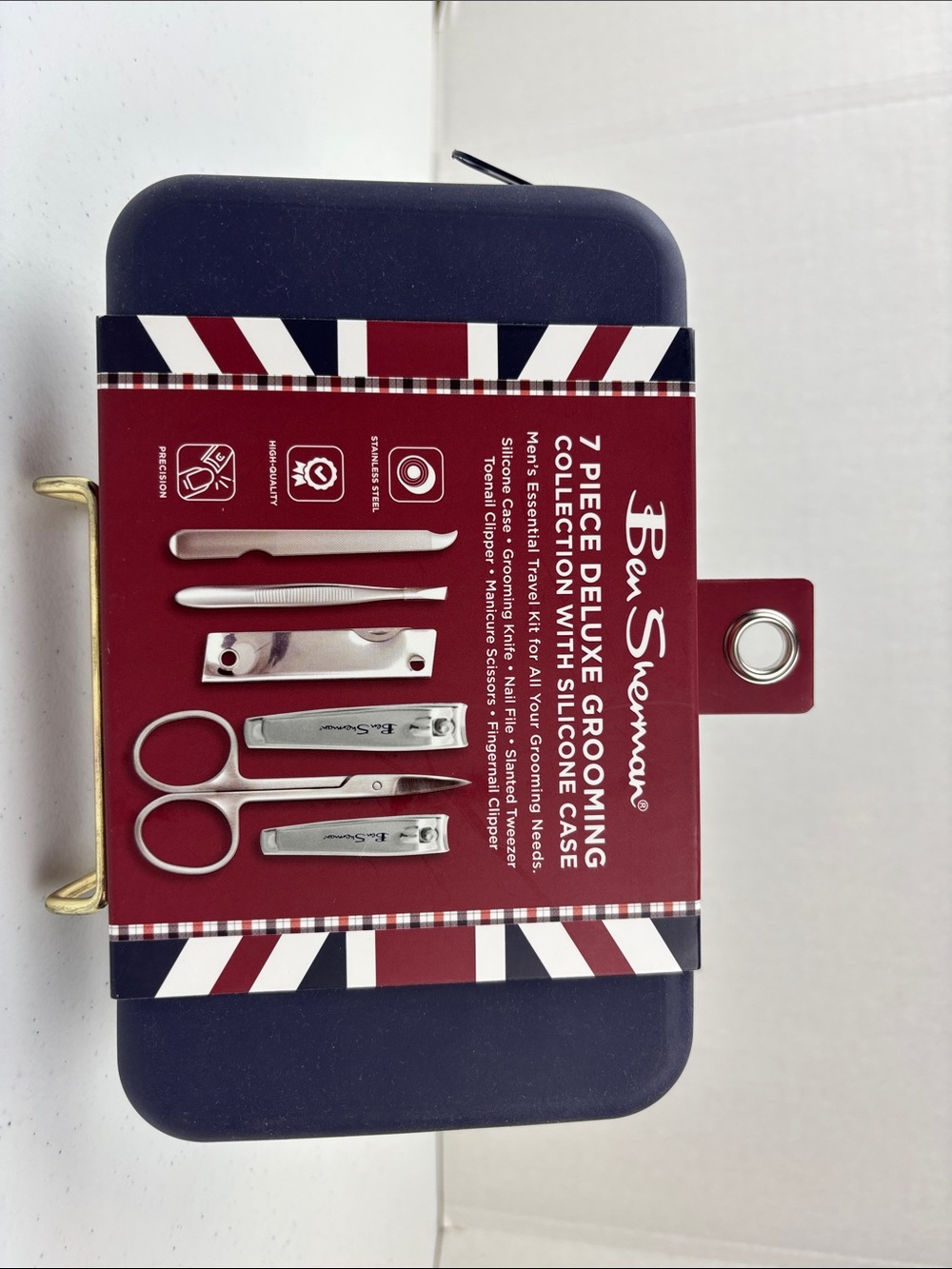 Ben Sherman 7-Piece Deluxe Grooming Set in Navy